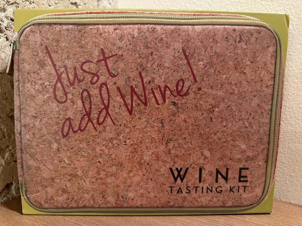 New Wine Tasting Kit, Cork, Corkscrew, Wine Bags & Notepad Gift Fun Oenophilia